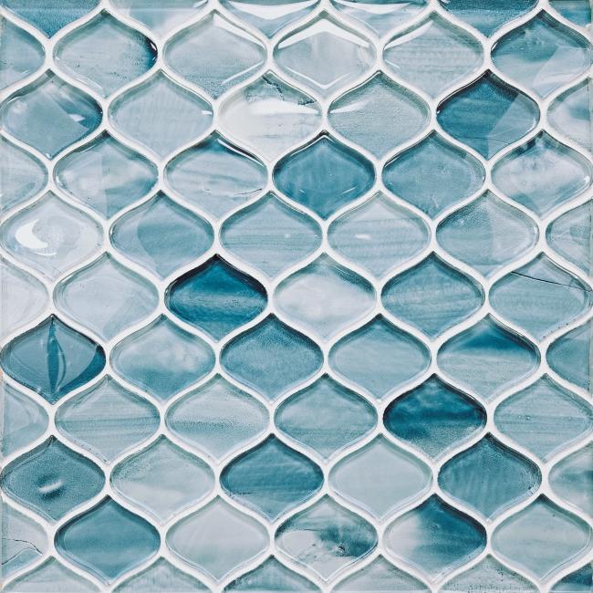 Iridescent glass mosaic